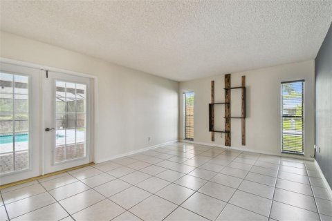 House in Tampa, Florida 4 bedrooms, 217.11 sq.m. № 1848603 - photo 28