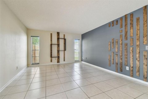 House in Tampa, Florida 4 bedrooms, 217.11 sq.m. № 1848603 - photo 27