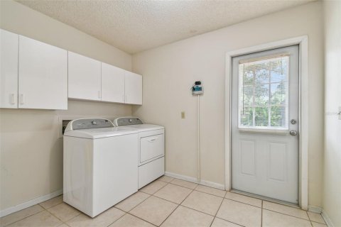 House in Tampa, Florida 4 bedrooms, 217.11 sq.m. № 1848603 - photo 18