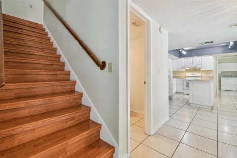 House in Tampa, Florida 4 bedrooms, 217.11 sq.m. № 1848603 - photo 26