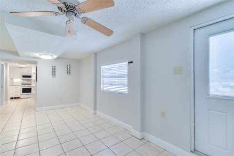 Apartamento en alquiler en Tampa, Florida, 1 dormitorio, 60.39 m2 № 1829610 - foto 22