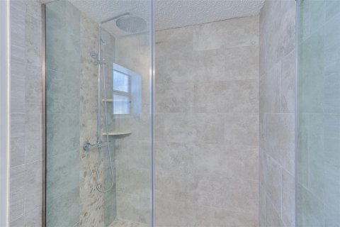 Apartamento en alquiler en Tampa, Florida, 1 dormitorio, 60.39 m2 № 1829610 - foto 11