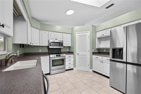 Villa ou maison à vendre à Alachua, Floride: 3 chambres, 145.48 m2 № 1772057 - photo 4