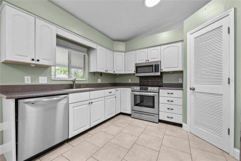 Villa ou maison à vendre à Alachua, Floride: 3 chambres, 145.48 m2 № 1772057 - photo 25
