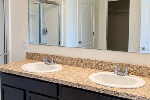 House in Kissimmee, Florida 4 bedrooms, 171.5 sq.m. № 2390822 - photo 6