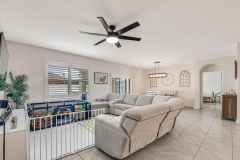 Casa en venta en Port St. Lucie, Florida, 4 dormitorios, 178 m2 № 2386966 - foto 10