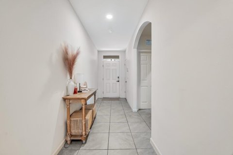 Casa en venta en Port St. Lucie, Florida, 4 dormitorios, 178 m2 № 2386966 - foto 12