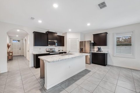 Casa en venta en Port St. Lucie, Florida, 4 dormitorios, 178 m2 № 2386966 - foto 4