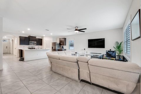 Casa en venta en Port St. Lucie, Florida, 4 dormitorios, 178 m2 № 2386966 - foto 15