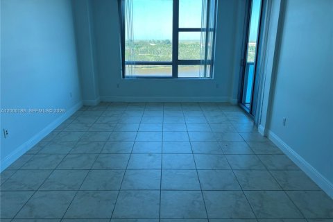 Снять в аренду кондоминиум в Санрайз, Флорида 2 спальни, 116.13м2, № 2065283 - фото 5