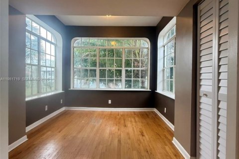 Купить кондоминиум в Майами-Бич, Флорида 2 спальни, 56.95м2, № 2049791 - фото 23