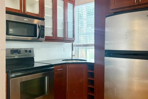 Купить кондоминиум в Майами-Бич, Флорида 2 спальни, 56.95м2, № 2049791 - фото 18