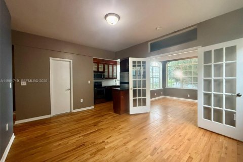 Купить кондоминиум в Майами-Бич, Флорида 2 спальни, 56.95м2, № 2049791 - фото 22