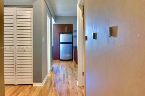 Купить кондоминиум в Майами-Бич, Флорида 2 спальни, 56.95м2, № 2049791 - фото 5