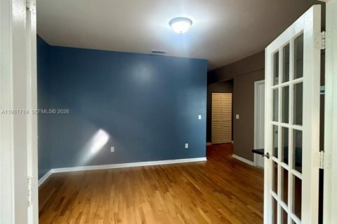 Купить кондоминиум в Майами-Бич, Флорида 2 спальни, 56.95м2, № 2049791 - фото 28