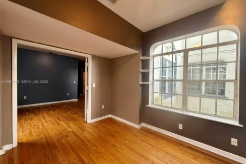 Купить кондоминиум в Майами-Бич, Флорида 2 спальни, 56.95м2, № 2049791 - фото 26