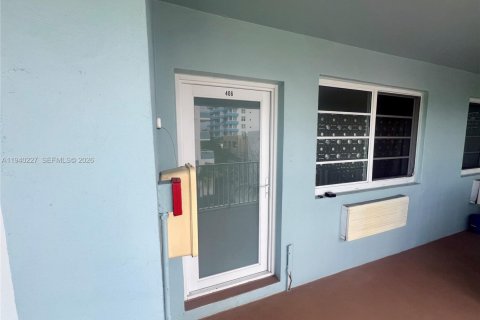 Copropriété à louer à Miami Beach, Floride: 37.16 m2 № 1998132 - photo 8