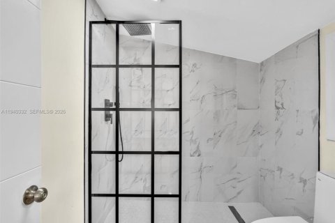 Villa ou maison à vendre à Hollywood, Floride: 3 chambres, 92.62 m2 № 1998133 - photo 12