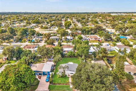 Villa ou maison à vendre à Hollywood, Floride: 3 chambres, 92.62 m2 № 1998133 - photo 30