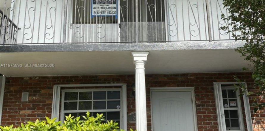 Touwnhouse à North Miami, Floride 2 chambres № 2146050