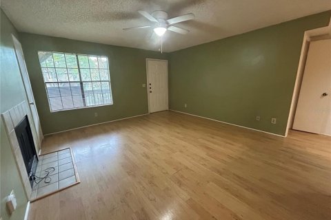 Condo in Altamonte Springs, Florida, 1 bedroom  № 2222509 - photo 4