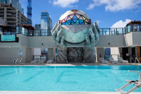 Condo in Miami, Florida, 3 rooms  № 2076081 - photo 2