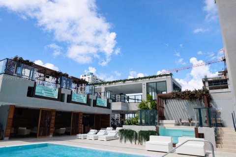 Condo in Miami, Florida, 3 rooms  № 2076081 - photo 3