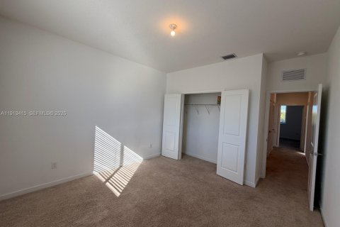 Touwnhouse à vendre à Miami, Floride: 3 chambres № 1969458 - photo 18