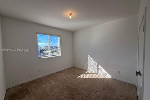 Touwnhouse à vendre à Miami, Floride: 3 chambres № 1969458 - photo 16