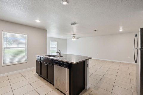 Casa en venta en Mascotte, Florida, 5 dormitorios, 180.6 m2 № 2396682 - foto 10