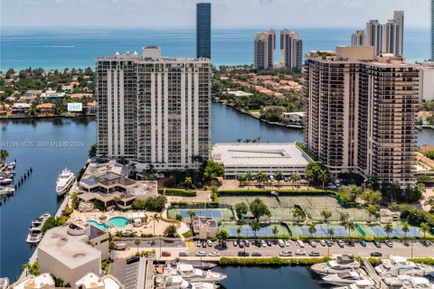 Купить кондоминиум в Авентура, Флорида 2 спальни, 176.61м2, № 2024369 - фото 20