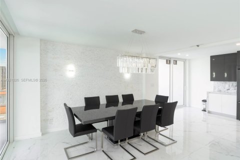 Купить кондоминиум в Авентура, Флорида 2 спальни, 176.61м2, № 2024369 - фото 8
