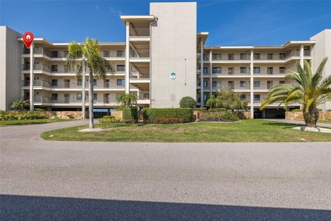 Condominio en venta en Port Richey, Florida, 2 dormitorios, 146.6 m2 № 2147771 - foto 9