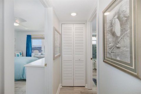 Condominio en venta en Port Richey, Florida, 2 dormitorios, 146.6 m2 № 2147771 - foto 25
