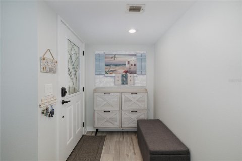 Condominio en venta en Port Richey, Florida, 2 dormitorios, 146.6 m2 № 2147771 - foto 14