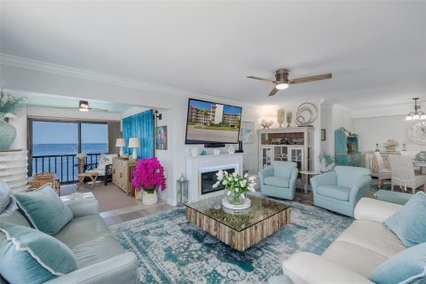 Condominio en venta en Port Richey, Florida, 2 dormitorios, 146.6 m2 № 2147771 - foto 24