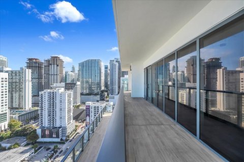 Condo in Miami, Florida, 1 bedroom  № 2053014 - photo 26
