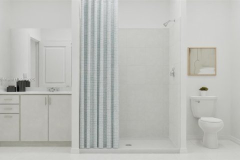 House in Miami, Florida 3 bedrooms, 169.73 sq.m. № 1756695 - photo 7