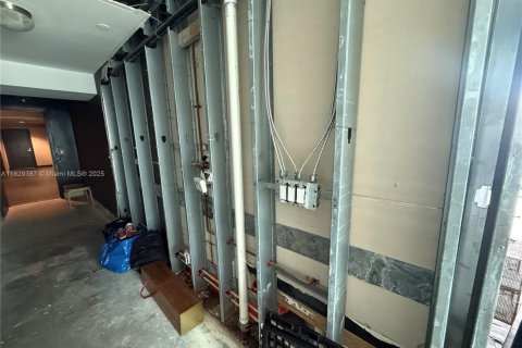 Condominio en venta en Miami, Florida, 2 dormitorios, 122.17 m2 № 1804137 - foto 18