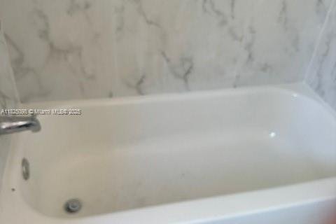 Propiedad comercial en venta en Hollywood, Florida, 165.92 m2 № 1934631 - foto 8