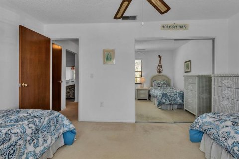 Condo in Mulberry, Florida, 2 bedrooms  № 2094300 - photo 27