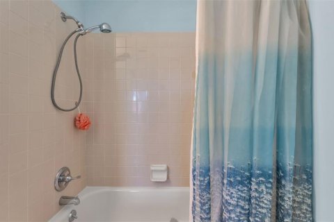 Condo in Mulberry, Florida, 2 bedrooms  № 2094300 - photo 16
