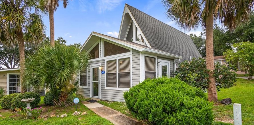 Condo à Clermont, Floride, 2 chambres № 1847296