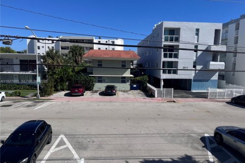 Copropriété à vendre à Miami Beach, Floride: 2 chambres, 102.19 m2 № 1988177 - photo 19