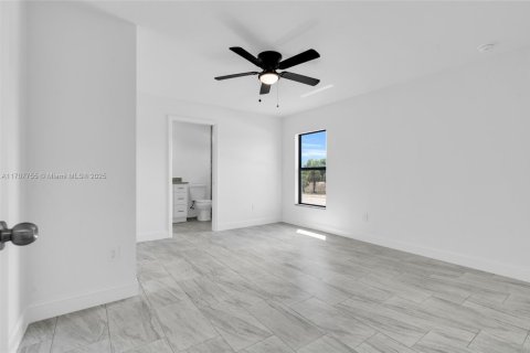 House in LaBelle, Florida 3 bedrooms, 152.08 sq.m. № 1460339 - photo 17