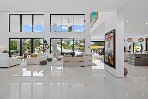House in Fort Lauderdale, Florida 8 bedrooms, 598.85 sq.m. № 2281078 - photo 7