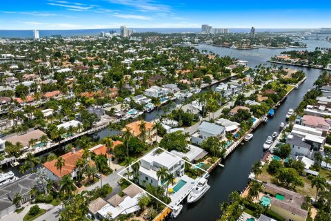 House in Fort Lauderdale, Florida 8 bedrooms, 598.85 sq.m. № 2281078 - photo 3