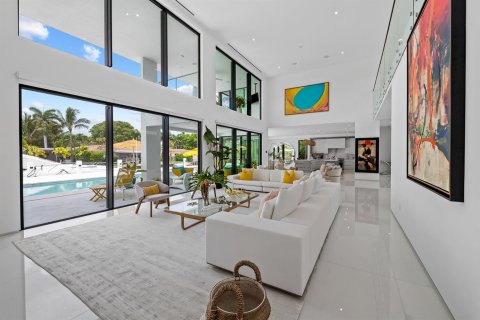 House in Fort Lauderdale, Florida 8 bedrooms, 598.85 sq.m. № 2281078 - photo 11