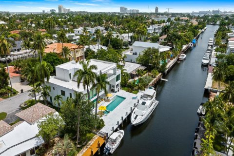 House in Fort Lauderdale, Florida 8 bedrooms, 598.85 sq.m. № 2281078 - photo 5