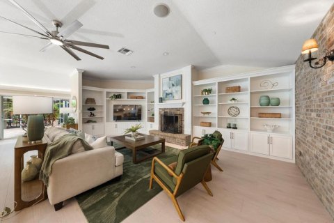 House in Dunedin, Florida 5 bedrooms, 427.91 sq.m. № 2151970 - photo 28